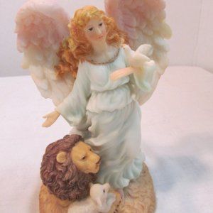 Roman Inc Seraphim Classics Serena "Angel of Peace"